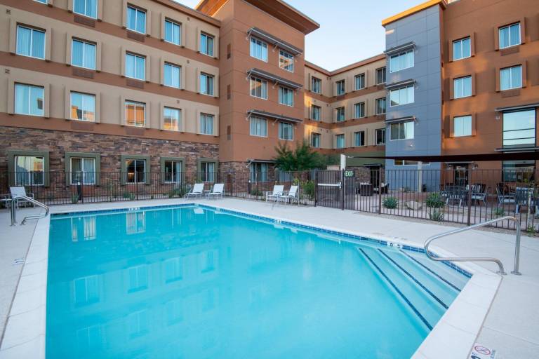 Staybridge Suites Scottsdale - Talking Stick By IHG — photo 3