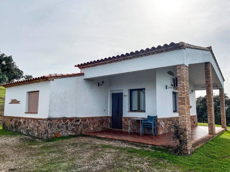 Casa Aldeaquemada