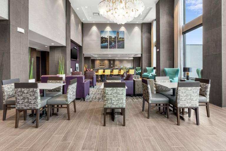 Hampton Inn & Suites Spokane Downtown South — photo 2