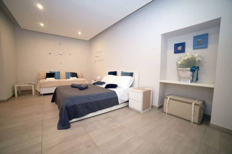 Bed & Breakfast  Gizzeria