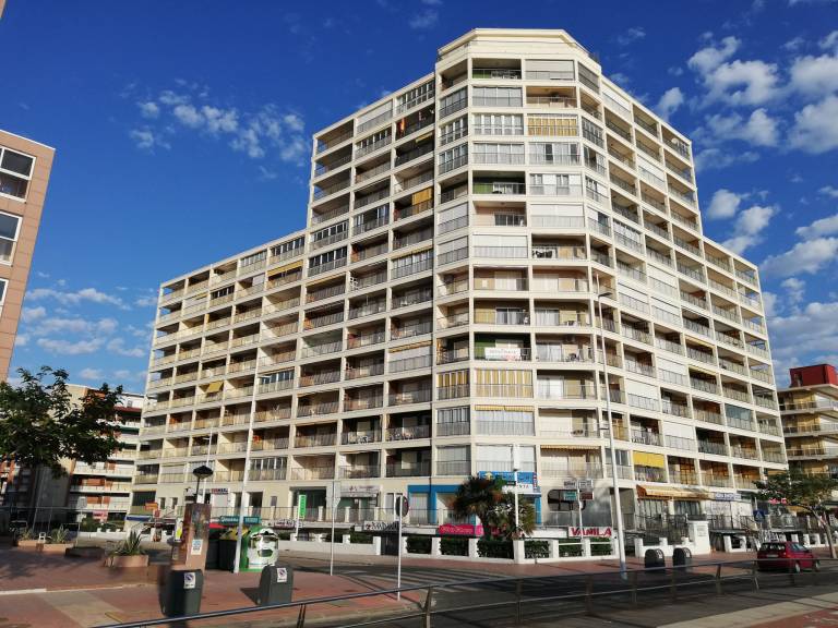Children-friendly wonderful rental apartment with pool & terrace | Beach view | Next to the beach | Pets are welcome — photo 5