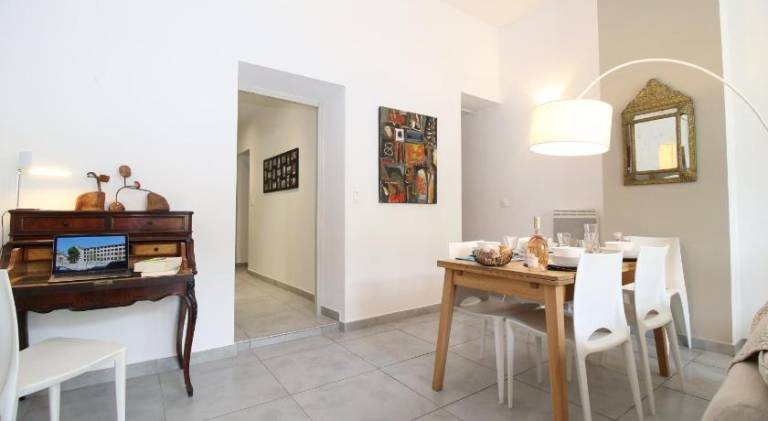 T3 Appartement HYPERCENTRE PROCHE COMMERCE- PARKING - 2 Chambres Wifi Gratuit — photo 5