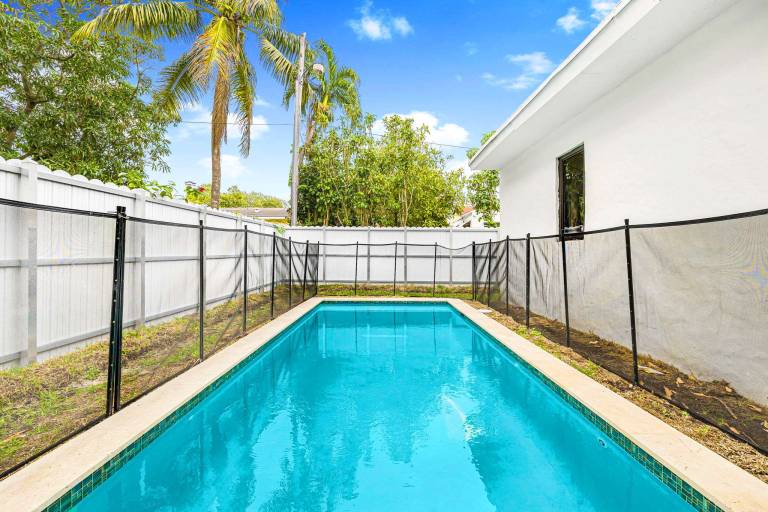 House  Miami
