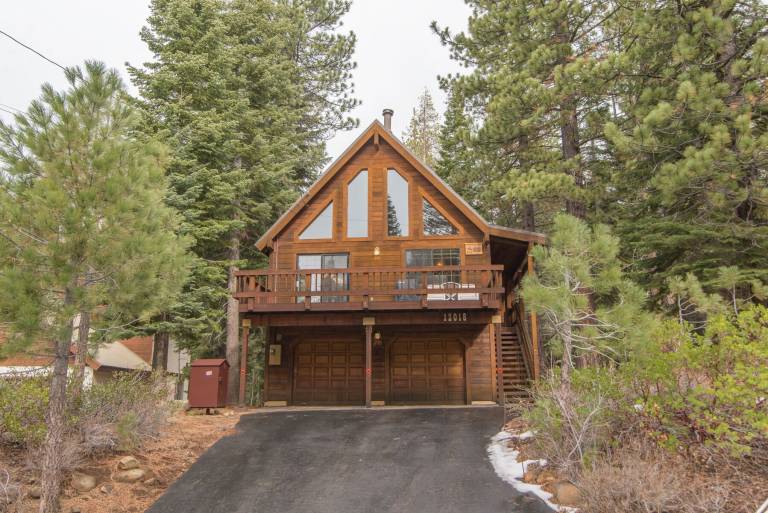 Cabin  Donner Lake