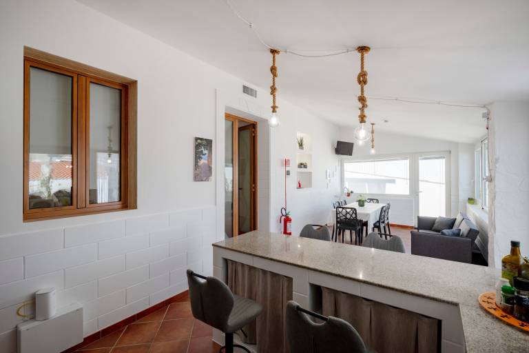 Vacation home with fast internet, garden & terrace | Beach view — photo 5
