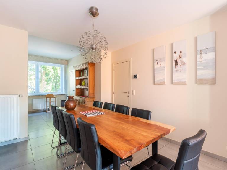 Vacation home with terrace & garden — photo 3
