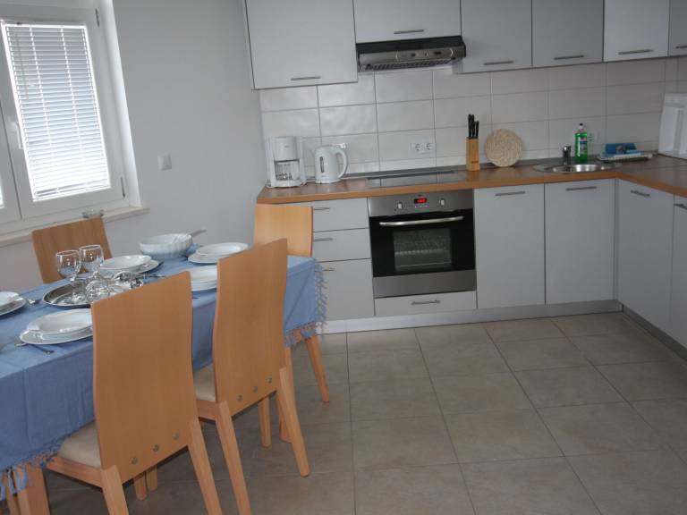 Holiday apartment with grill, pool & terrace — photo 5