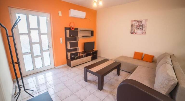 Holiday apartment with terrace & grill | Pet-friendly — photo 2