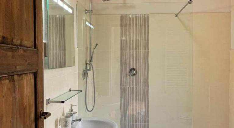 Rental apartment with pool & terrace — photo 2