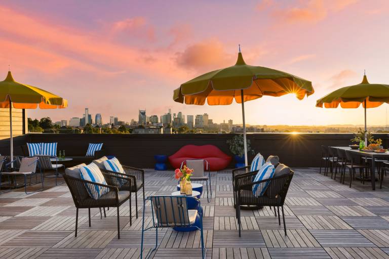Carter 404 by AvantStay Mins to Downtown