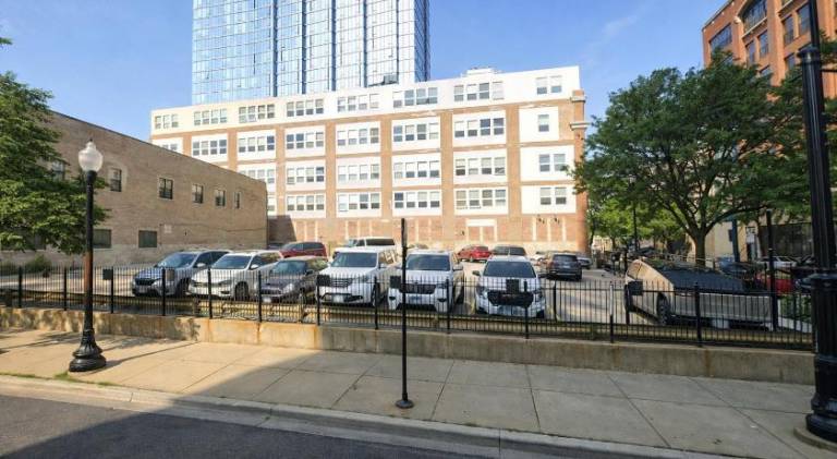 McCormick Suites by Slumber Stay — photo 4