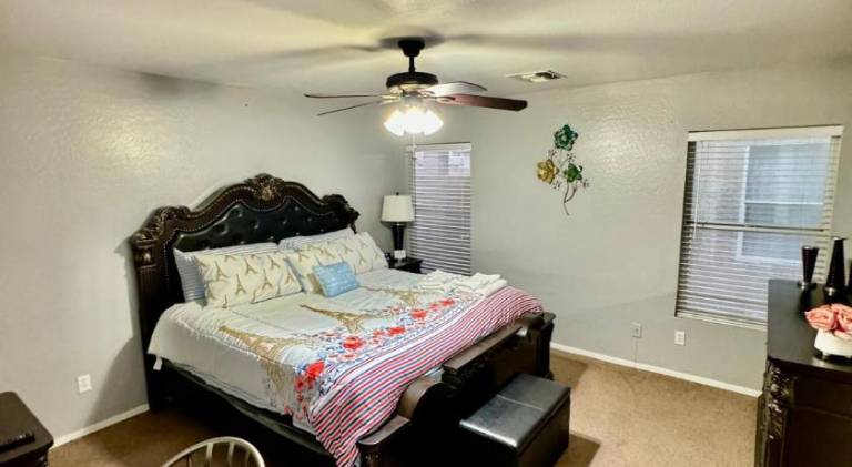 West PHX Cozy king suit with private bathroom Inside a house in Phoenix, AZ