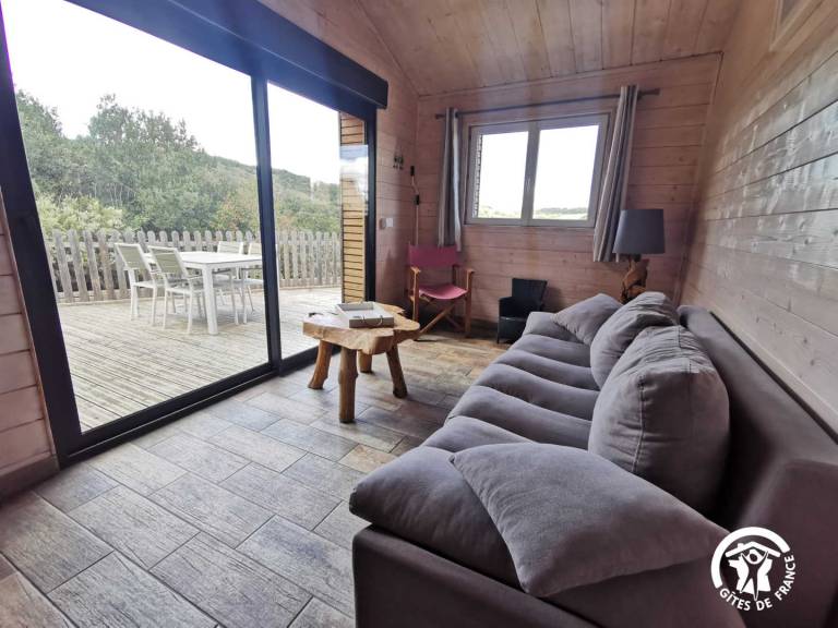 Fully equipped lovely gite with patio & BBQ | Pets allowed — photo 2