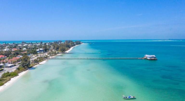 Captain’s Quarters at Anna Maria Island Inn — photo 4