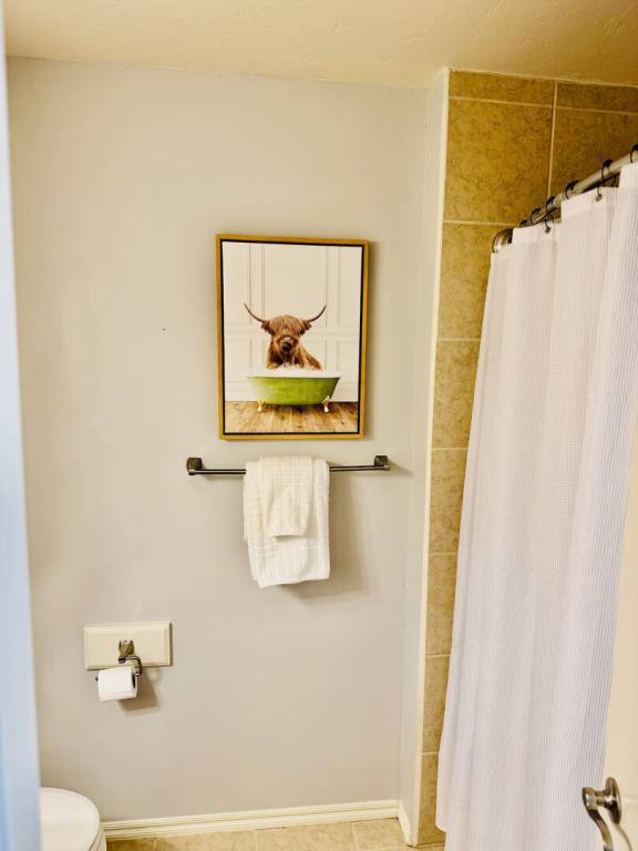 Children-friendly vacation home with yard | Pet-friendly — photo 5