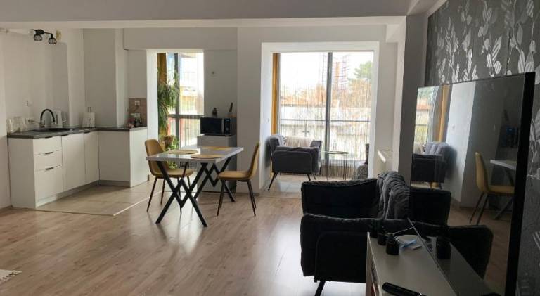 Rental apartment with pool — photo 2