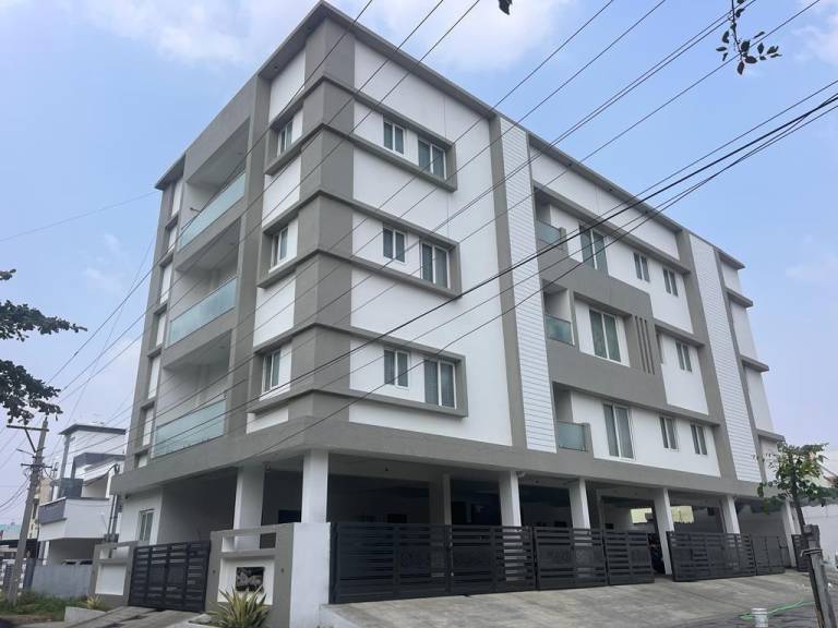 Thulasi Avenue inn