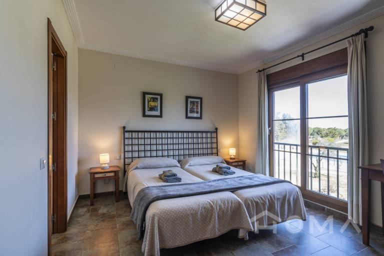 Family-oriented rental apartment with pool & patio | Dogs allowed — photo 3