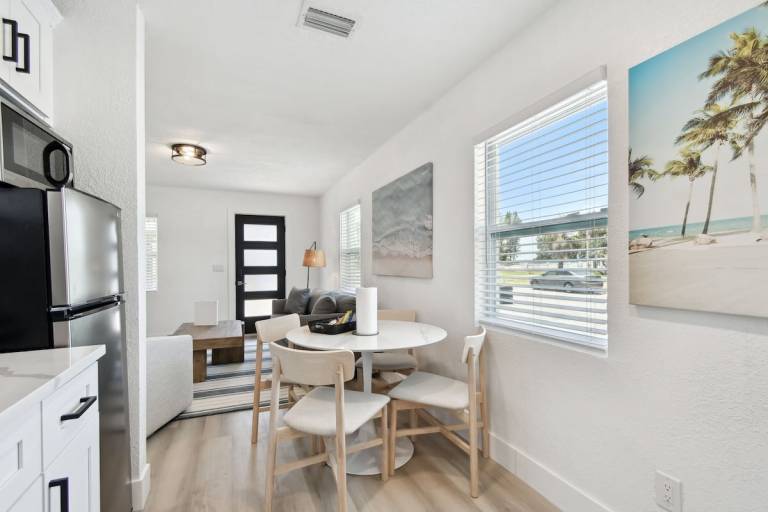 Apartment with 2 rooms for 6 persons — photo 4