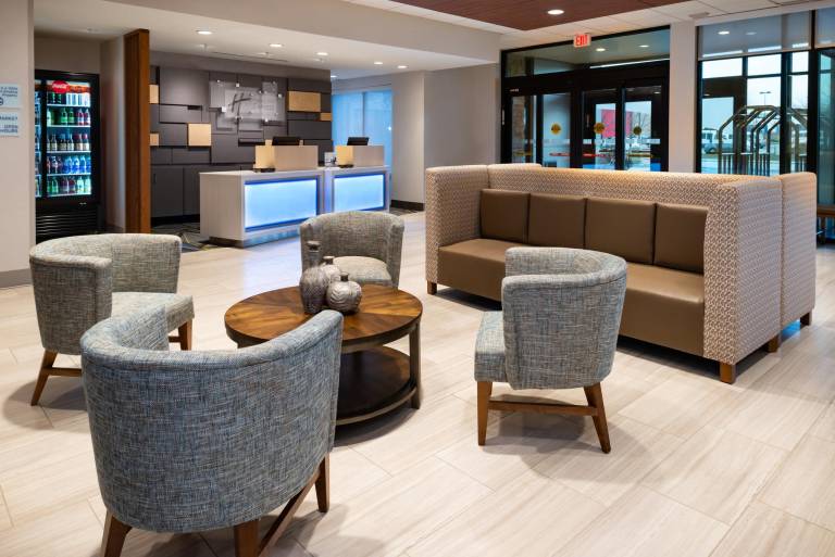 Holiday Inn Express and Suites Romeoville Joliet North By IHG — photo 4