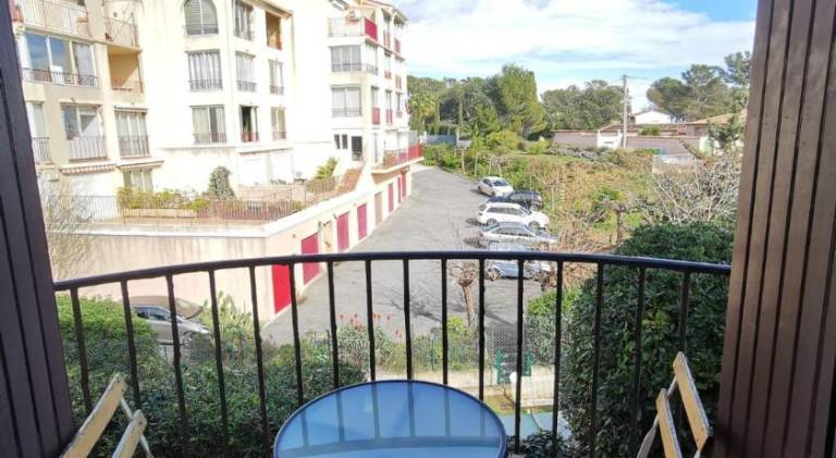 Holiday apartment with pool — photo 4