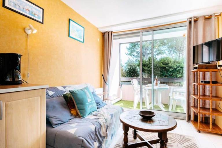 Wonderful rental apartment with yard | Pets allowed in Carnac