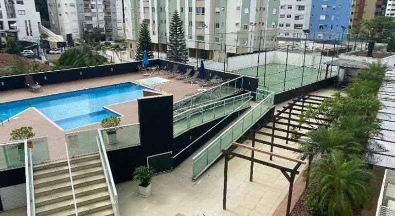 Rental apartment with pool — photo 3