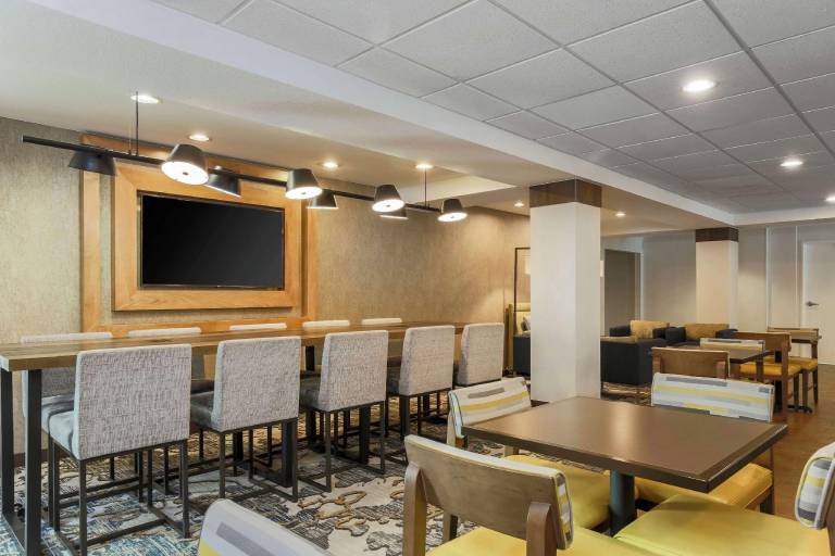 Hampton Inn & Suites Denver Tech Center — photo 5