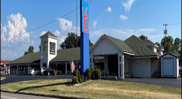 Motel 6 Sallisaw, OK — photo 4