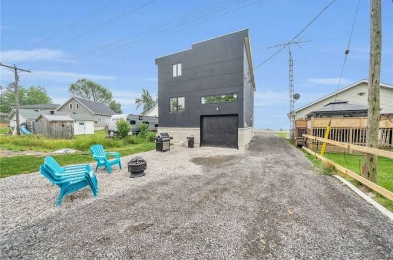House Haldimand County