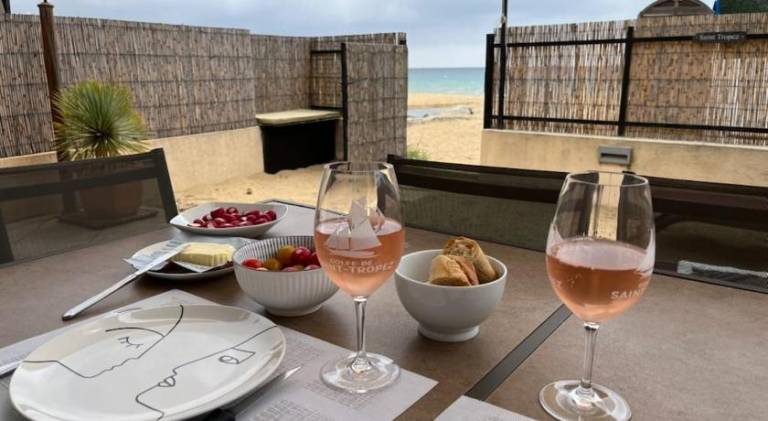 Holiday apartment with terrace | Next to the beach | Pets allowed in Cavalaire-sur-Mer