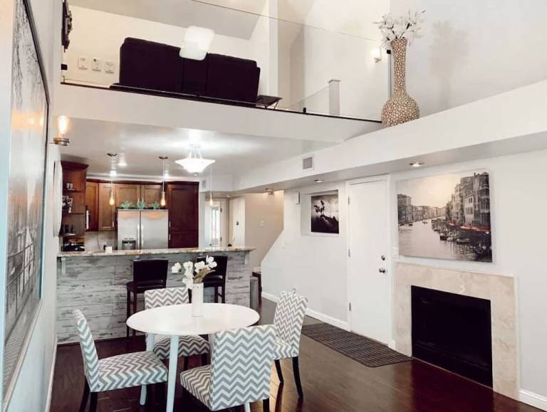 Condo  La Crescenta