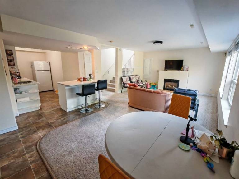 House  Promontory