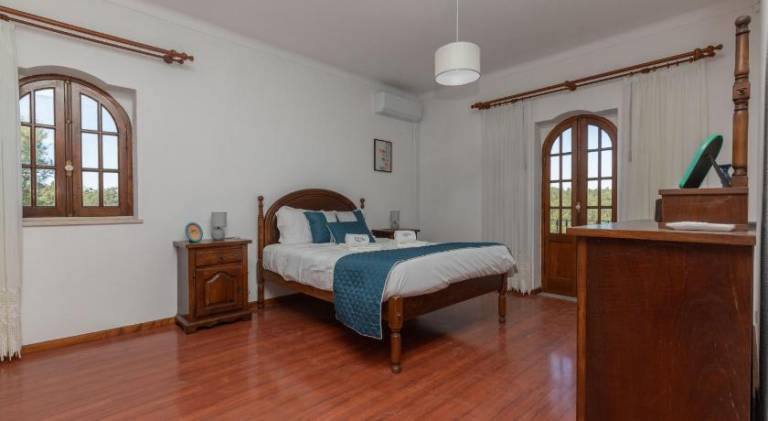 Charming villa with private pool, patio & BBQ | Pet-friendly — photo 2