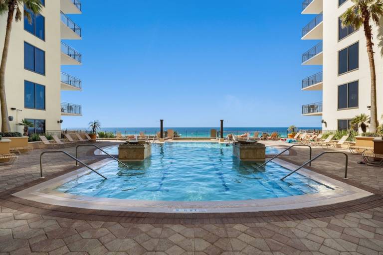 Condo Lullwater Beach On Gulf Of Mexico