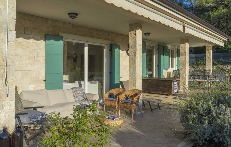 Villa with terrace, pool & BBQ | Pool view — photo 3
