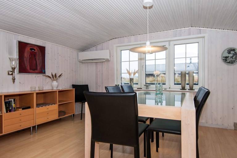 House with terrace | Next to the beach | Pets are welcome — photo 4