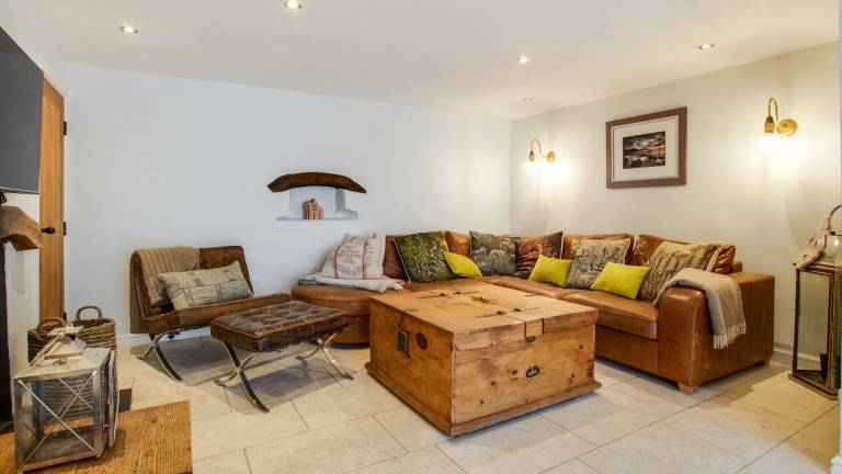 House Oxwich