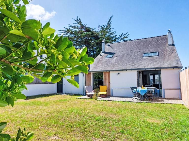 Fully equipped wonderful house with grill, patio & garden | Pets are welcome — photo 4