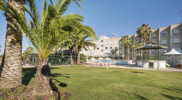 Hotel Ilunion Las Lomas — photo 5