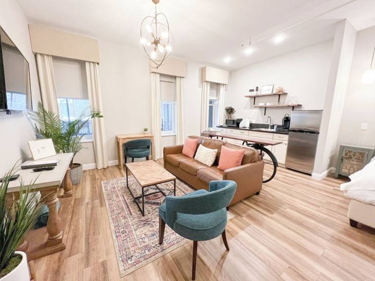 Condo Mason