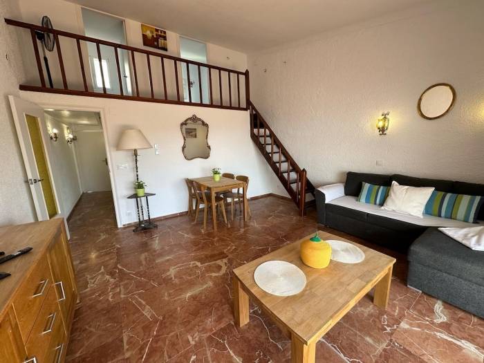 Apartment with pool & patio | Sea view — photo 3