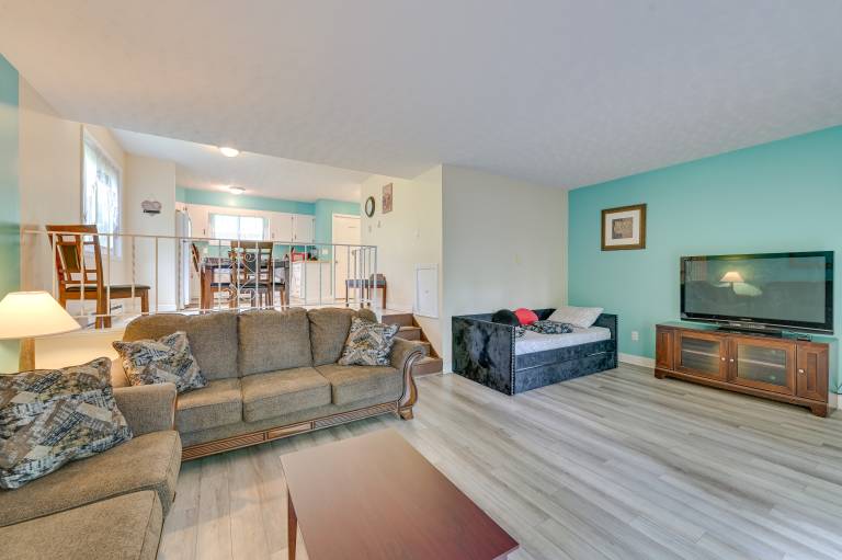 Lake George Getaway 3 Mi to Six Flags Great Escape