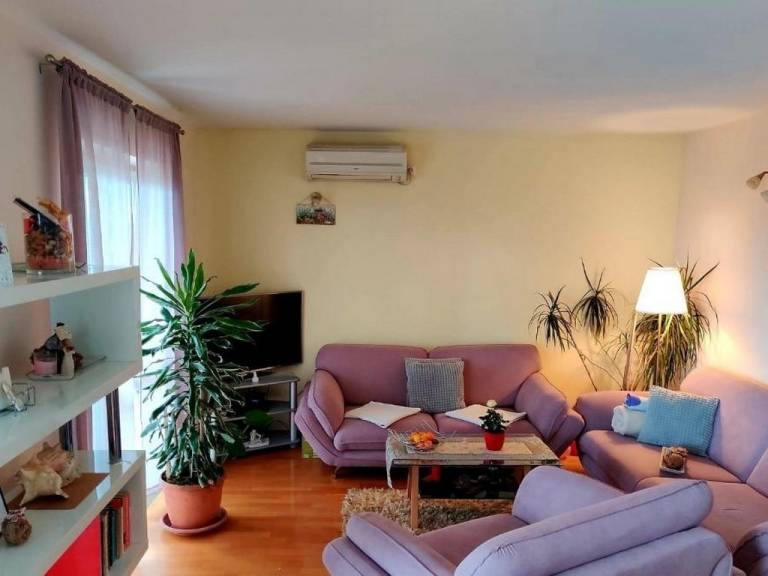 Four-bedroom apartment with balcony and sea view Duće, Omiš (A-21876-a) — photo 2