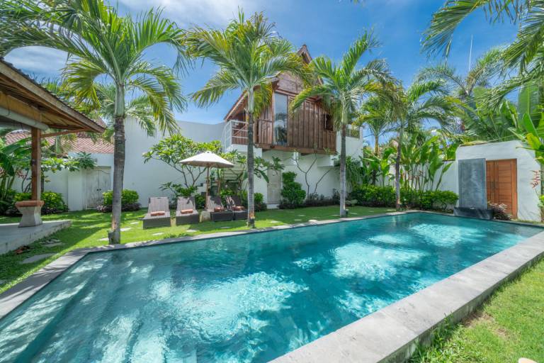 Villa  Kuta