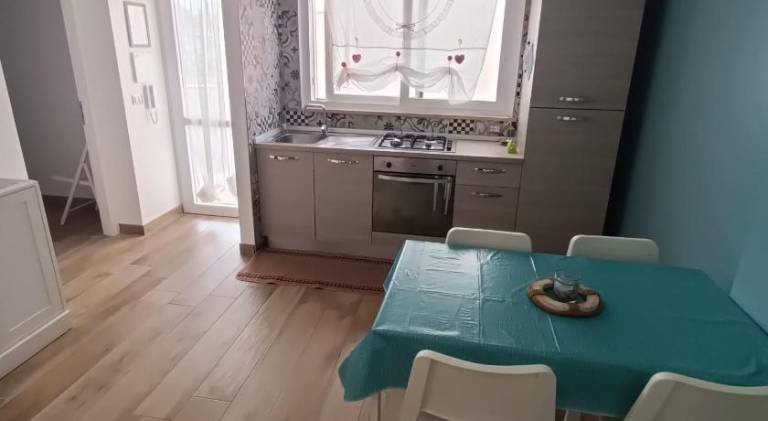 Rental apartment with 2 rooms for 4 persons — photo 4