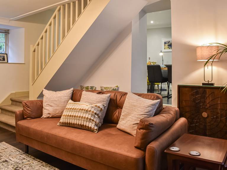 Cottage with terrace & garden | River view — photo 5