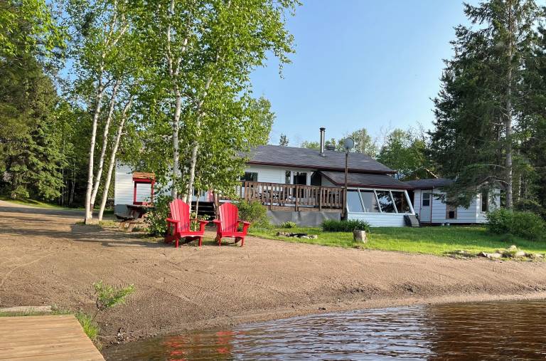 Cottage  Fowler