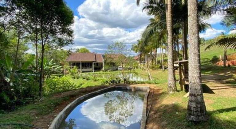 Vacation home with pool — photo 3