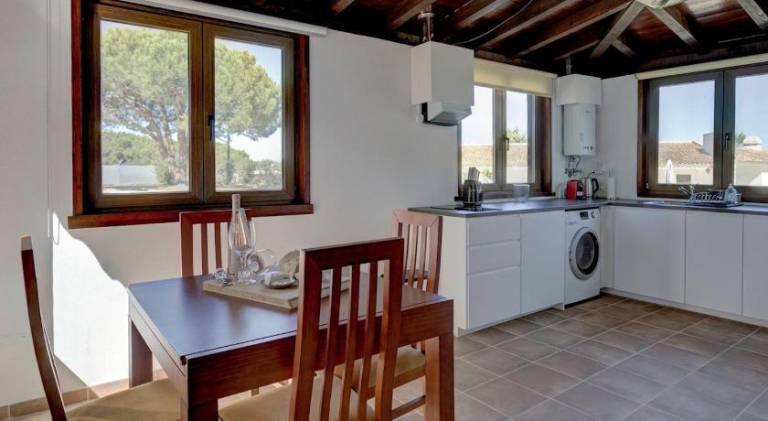 Charming vacation home | Pets allowed — photo 2